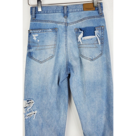 American eagle outfitters size 00 distressed high rise mom jeans light blue - Picture 8 of 12